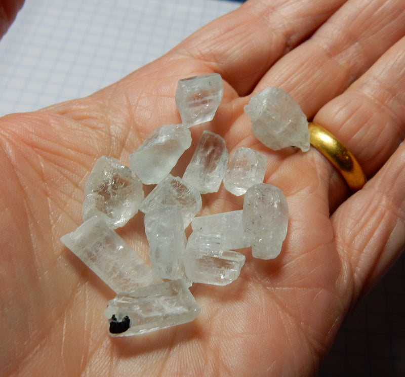Aquamarine - 58.5 carats - Hand Select Faceting Gem Rough Crystals - prettyrock.com