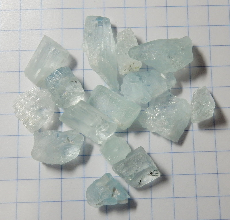 Aquamarine - 82 carats - Hand Select Faceting Gem Rough Crystals - prettyrock.com