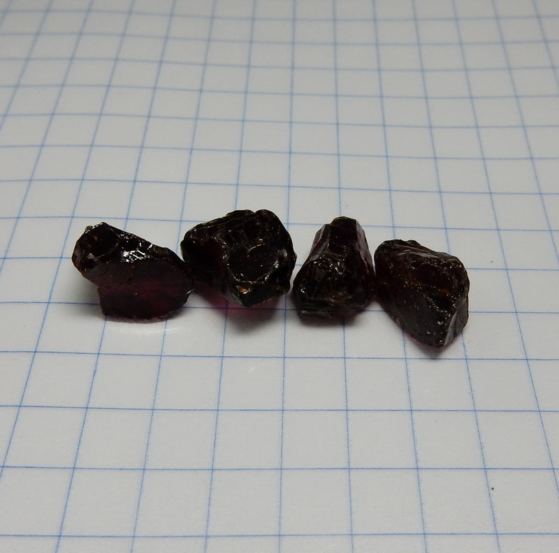 Rhodolite Garnet - 38.98 ct - Hand Select Facet Gem Rough Crystals - prettyrock.com