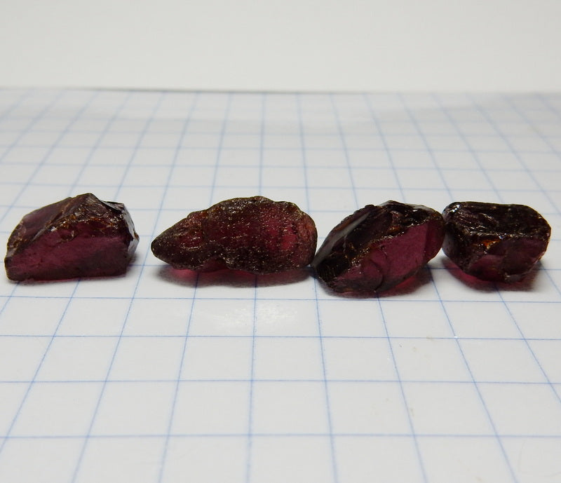 Rhodolite Garnet - 38.40 ct - Hand Select Facet Gem Rough Crystals - prettyrock.com