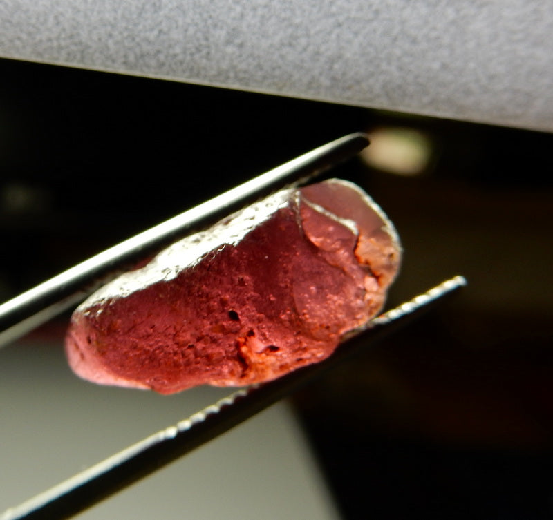 Rhodolite Garnet - 38.40 ct - Hand Select Facet Gem Rough Crystals - prettyrock.com