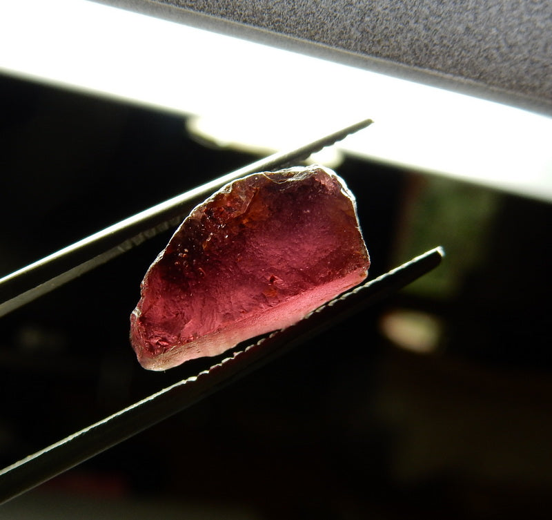 Rhodolite Garnet - 38.40 ct - Hand Select Facet Gem Rough Crystals - prettyrock.com