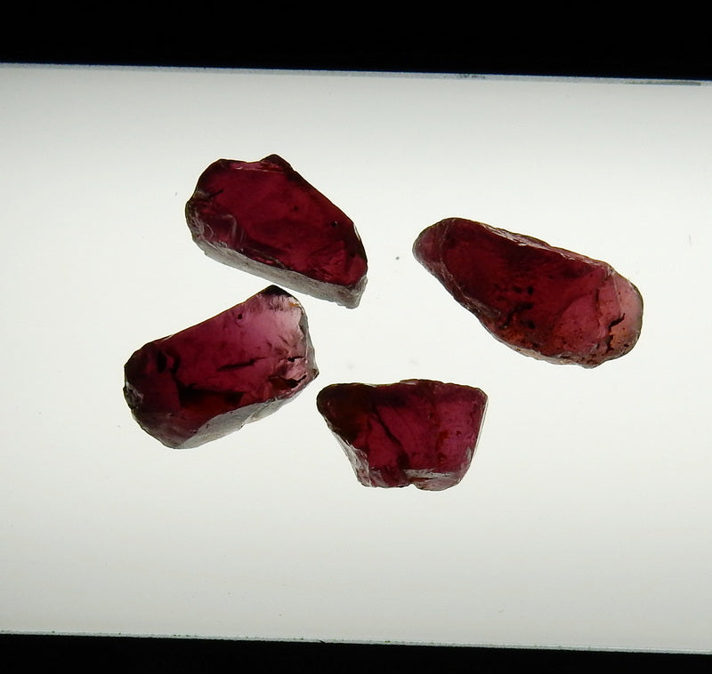 Rhodolite Garnet - 38.40 ct - Hand Select Facet Gem Rough Crystals - prettyrock.com
