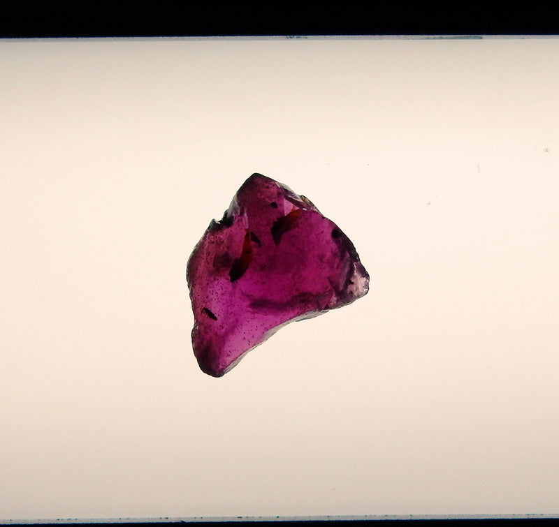 Rhodolite Garnet - 14.38 ct - Hand Select Facet Gem Rough Crystals - prettyrock.com