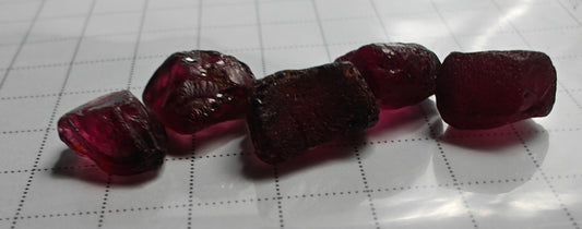 37.57ct Rhodolite Garnet - Hand Select Gem Rough - prettyrock.com