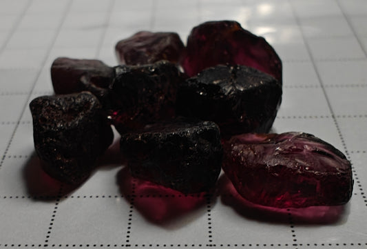 36.99ct Rhodolite Garnet - Hand Select Gem Rough - prettyrock.com