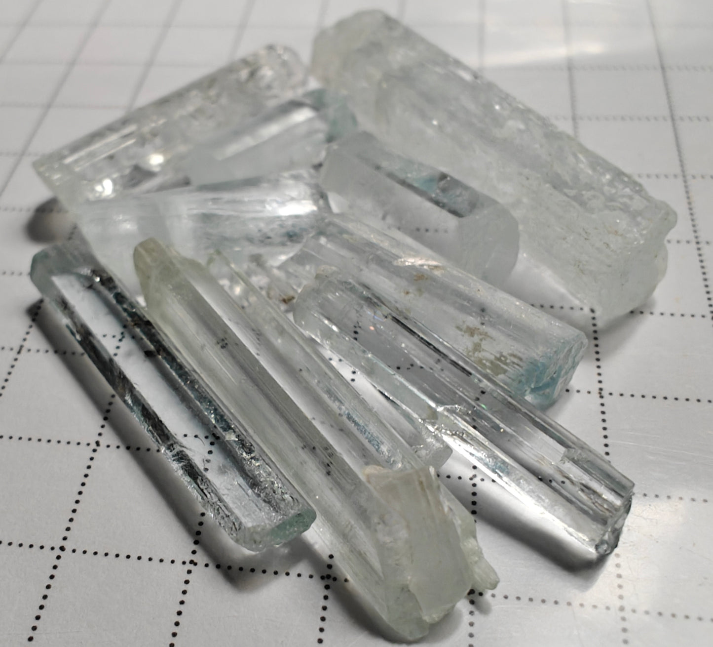 Aquamarine - 41 carats - Hand Select Faceting Gem Rough Crystals - prettyrock.com