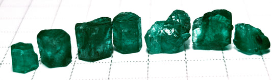 Emerald - 9.93ct - Hand Select Gem Rough - prettyrock.com