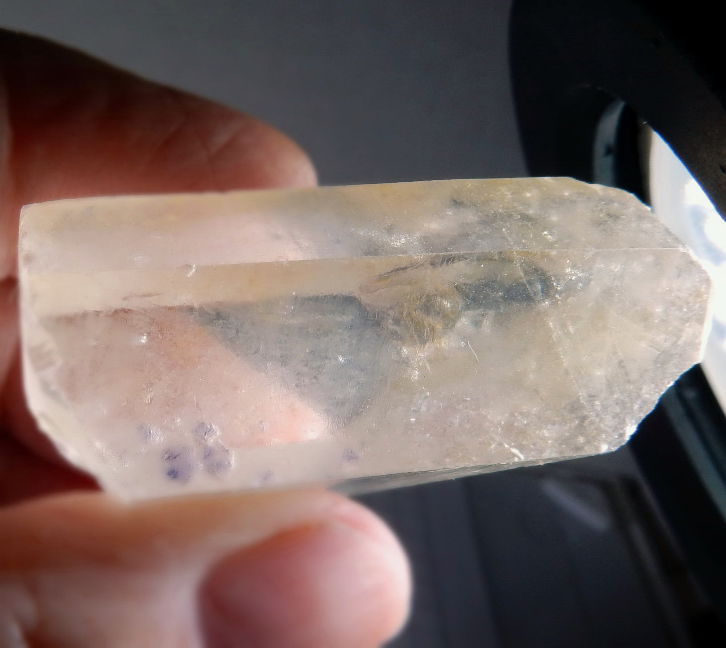 Quartz with Fluorite Inclusions - Mineral Specimen - 115ct - prettyrock.com