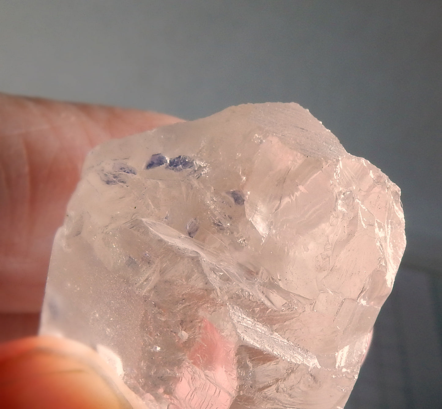 Quartz with Fluorite Inclusions - Mineral Specimen - 130ct - prettyrock.com