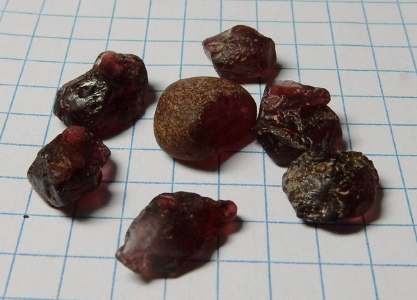 Almandine Garnet - 35.13ct - Hand Select Gem Rough - prettyrock.com