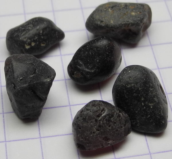 Almandine  Garnet - 26.5ct - Hand Select Gem Rough - prettyrock.com