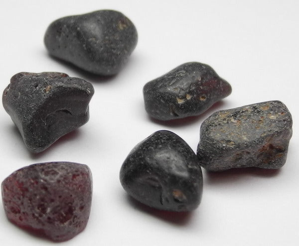 Almandine  Garnet - 26.5ct - Hand Select Gem Rough - prettyrock.com