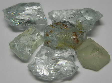 72.5ct Aquamarine - Hand Select Gem Rough - prettyrock.com