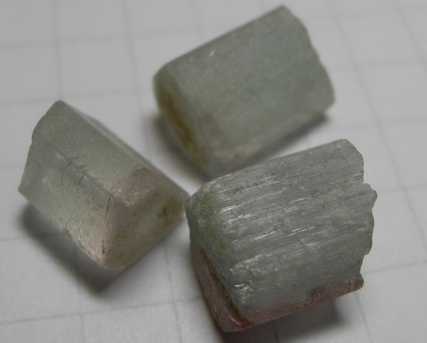 Bi-Color Tourmaline - 25.67ct - Hand Select Gem Rough - prettyrock.com