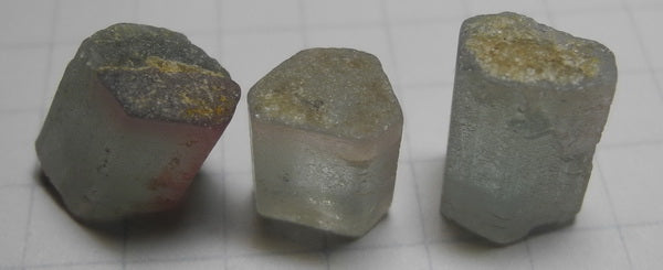 Bi-Color Tourmaline - 25.67ct - Hand Select Gem Rough - prettyrock.com