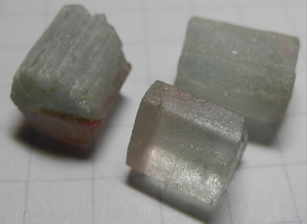 Bi-Color Tourmaline - 25.67ct - Hand Select Gem Rough - prettyrock.com