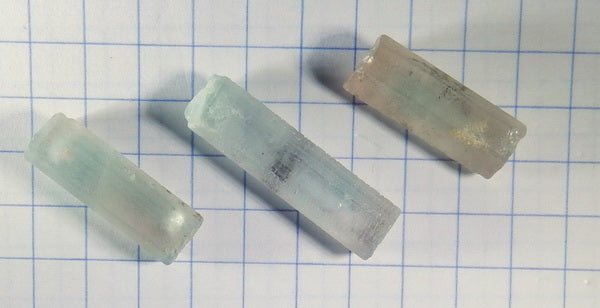 Bi-Color Tourmaline - 34.7ct - Hand Select Gem Rough - prettyrock.com