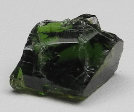 Chrome Tourmaline - 2.8ct - Hand Select Gem Rough - prettyrock.com