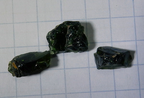 Chrome Tourmaline - 6.94ct - Hand Select Gem Rough - prettyrock.com