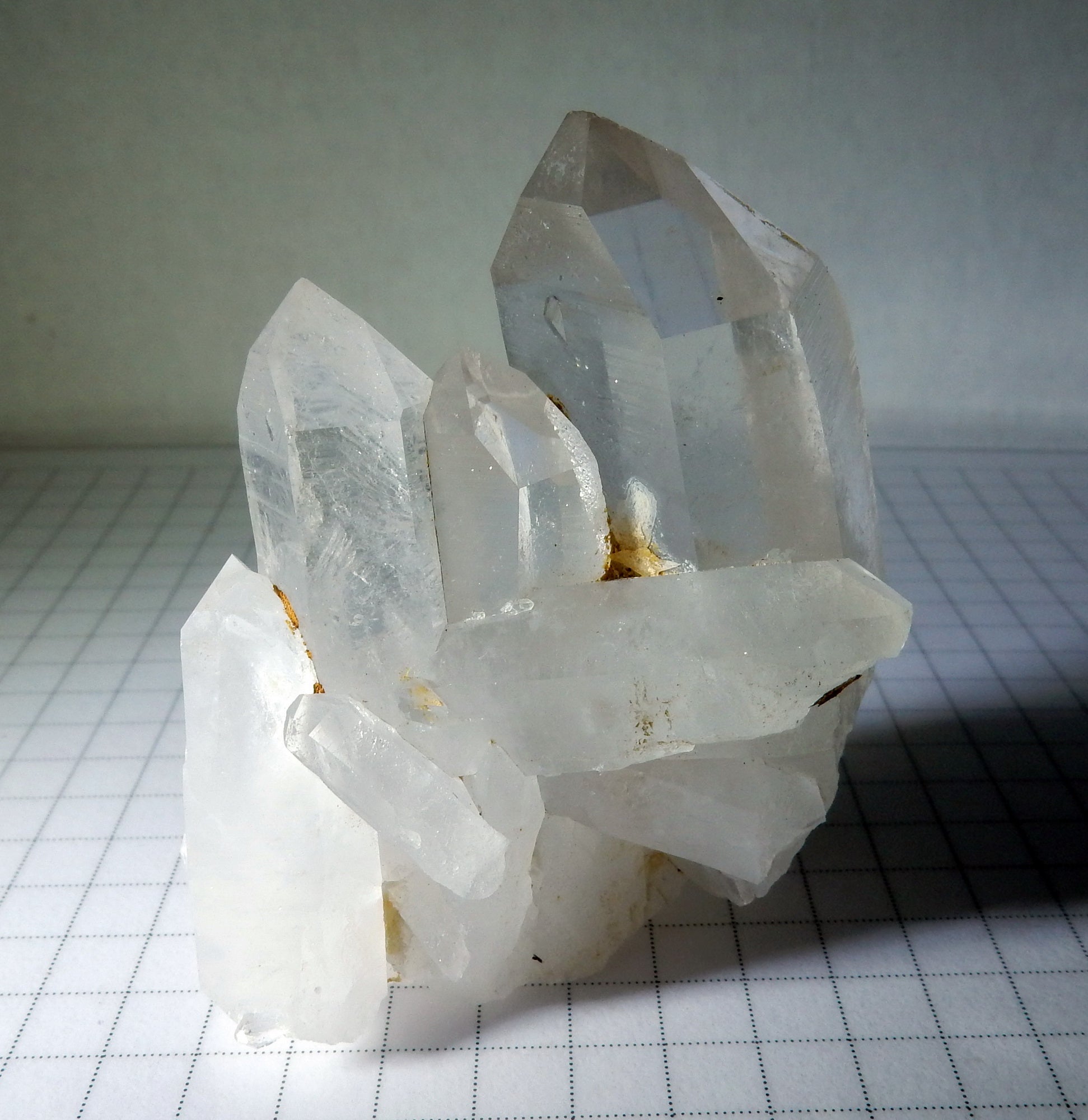 Clear Quartz Crystal Cluster - Mineral Specimen - 488 ct - prettyrock.com