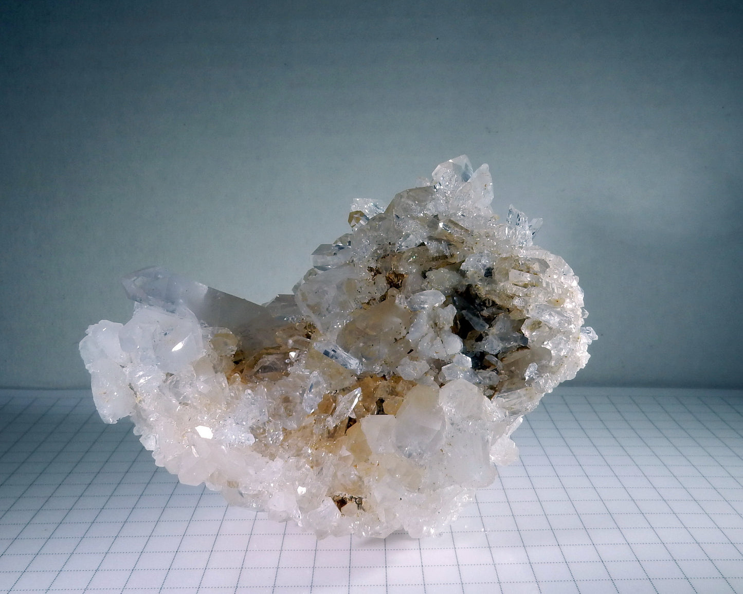 Clear Crystal Quartz Cluster - Mineral Specimen - 1825 ct - prettyrock.com
