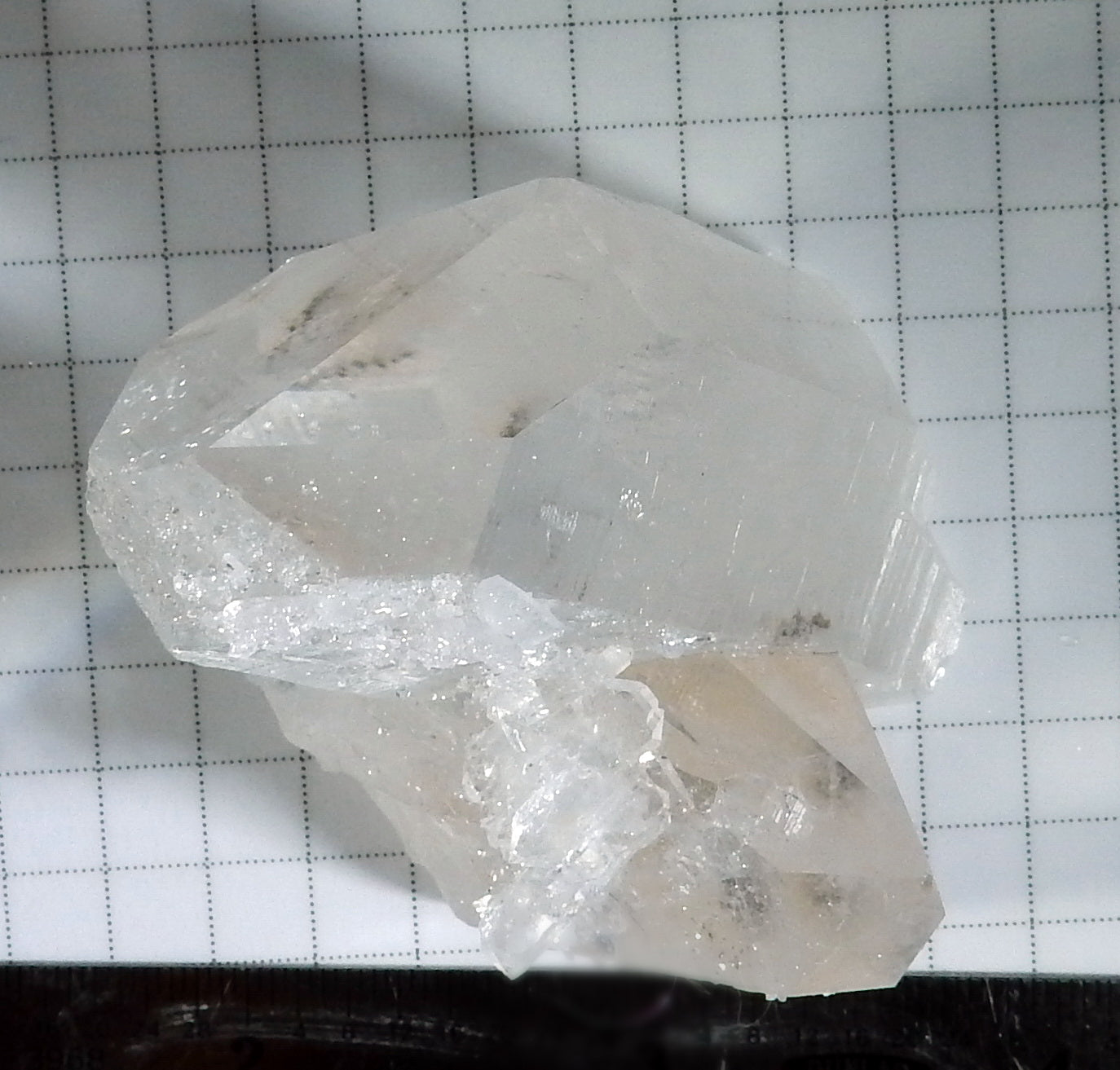 Clear Crystal Quartz Cluster - Mineral Specimen - 465 ct - prettyrock.com