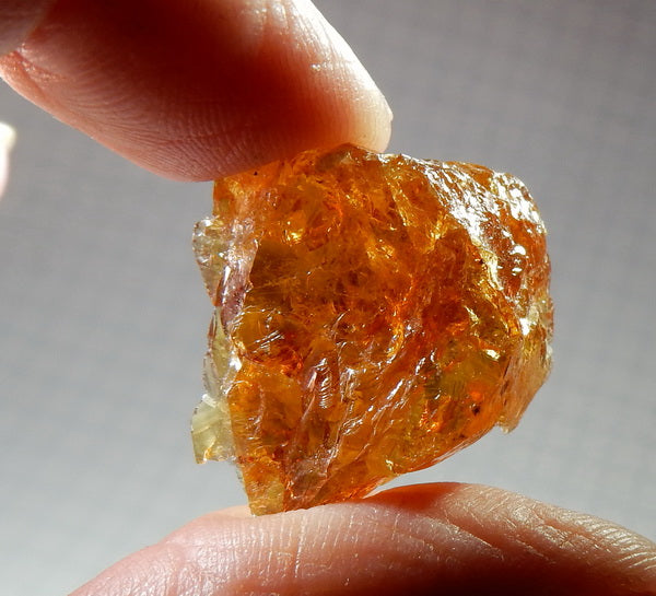 Clinohumite - 28.3ct - Hand Select Gem Rough - prettyrock.com