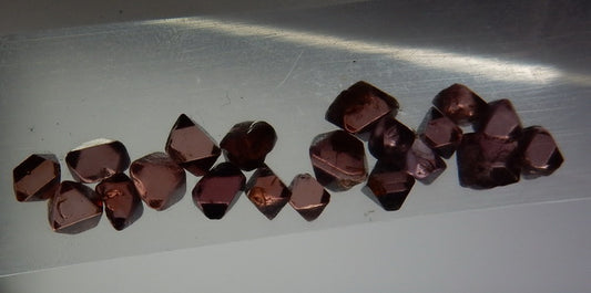 Spinel Crystals - 6.85ct - Hand Select Gem Rough - prettyrock.com