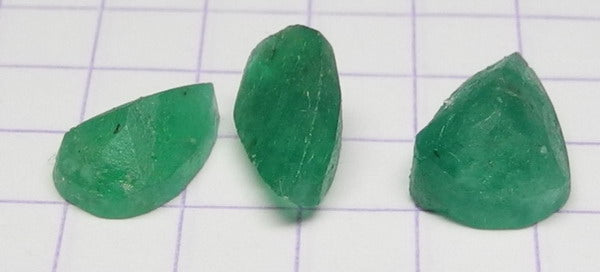 4.29ct Emerald  - Hand Select Gem Rough - prettyrock.com