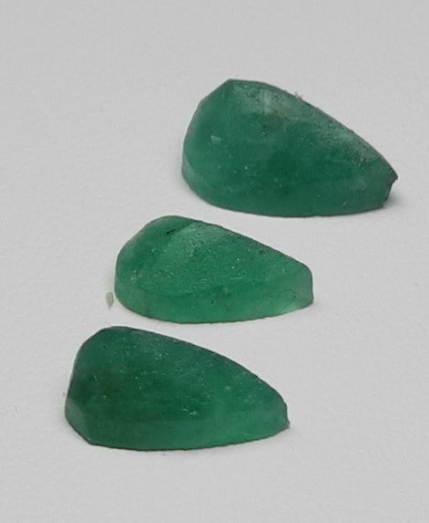 4.29ct Emerald  - Hand Select Gem Rough - prettyrock.com