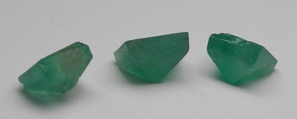 6.75ct Emerald  - Hand Select Gem Rough - prettyrock.com