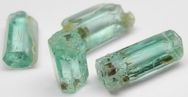 5.5ct Emerald  - Hand Select Gem Rough - prettyrock.com