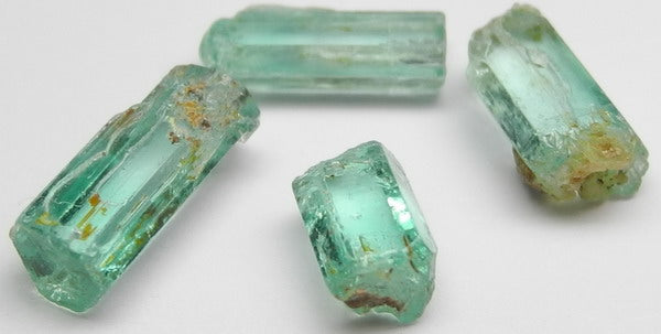 5.5ct Emerald - Hand Select Gem Rough - prettyrock.com