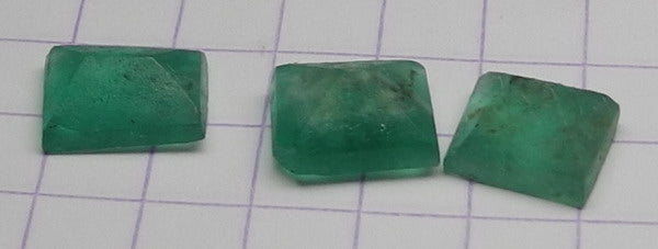 3.94ct Emerald  - Hand Select Gem Rough - prettyrock.com