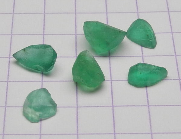 3.19ct Emerald - Hand Select Gem Rough - prettyrock.com