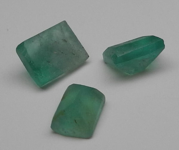 4.47ct Emerald  - Hand Select Gem Rough - prettyrock.com