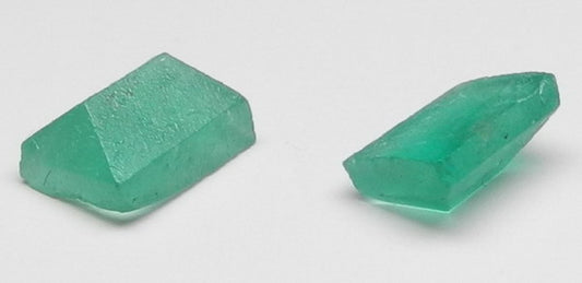 2.15ct Emerald - Hand Select Gem Rough - prettyrock.com