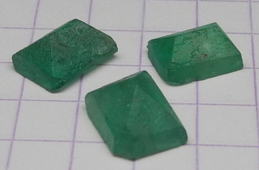 4.08ct Emerald - Hand Select Gem Rough - prettyrock.com