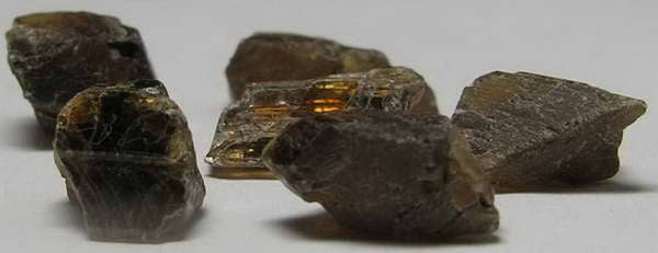 Enstatite - 29.27ct - Hand Select Gem Rough - prettyrock.com