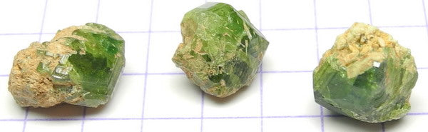 green garnet - 9.84ct - Hand Select Gem Rough - prettyrock.com