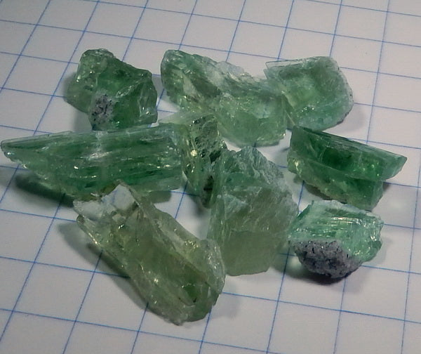Hiddenite - 43.26 ct - Hand Select Gem Rough - prettyrock.com