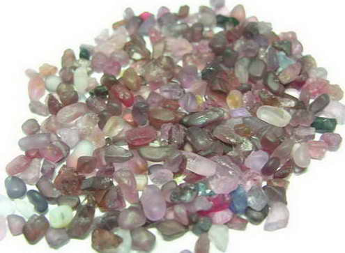 Melee Spinel - 137ct - Hand Select Gem Rough - prettyrock.com