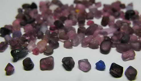 Melee Spinel - 68.75ct - Hand Select Gem Rough - prettyrock.com