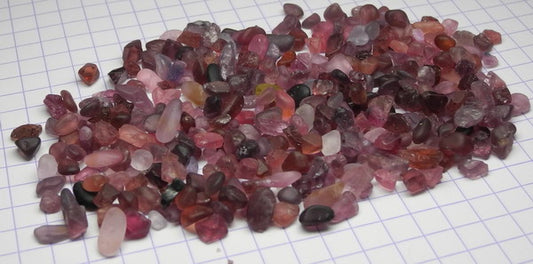 Melee Spinel - 151ct - Hand Select Gem Rough - prettyrock.com