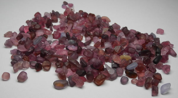 Melee Spinel - 127ct - Hand Select Gem Rough - prettyrock.com