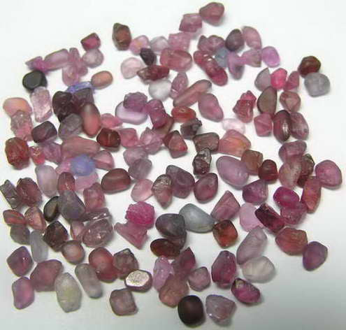 Melee Spinel - 63.4ct - Hand Select Gem Rough - prettyrock.com