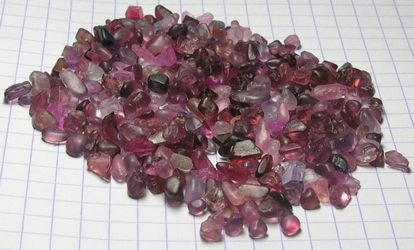 Melee Spinel - 144.5ct - Hand Select Gem Rough - prettyrock.com