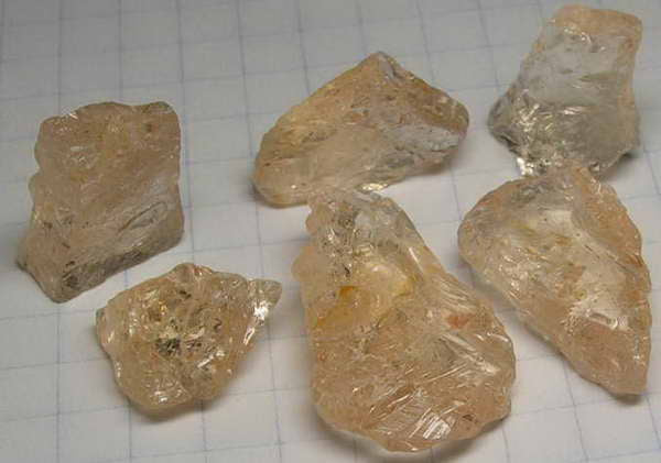 Morganite Beryl - 98.55ct - Hand Select Gem Rough - prettyrock.com