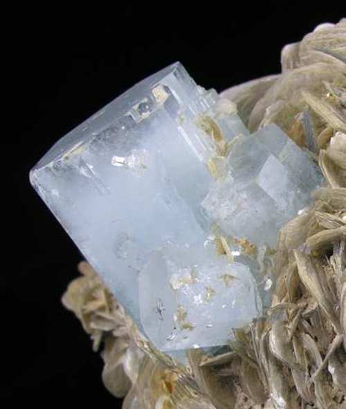 Aquamarine on Muscovite - Mineral Specimen - prettyrock.com